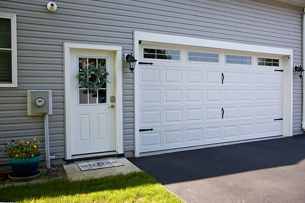 24/7 Emergency Garage Door Panel Replacement experts in Lafayette County County, AR